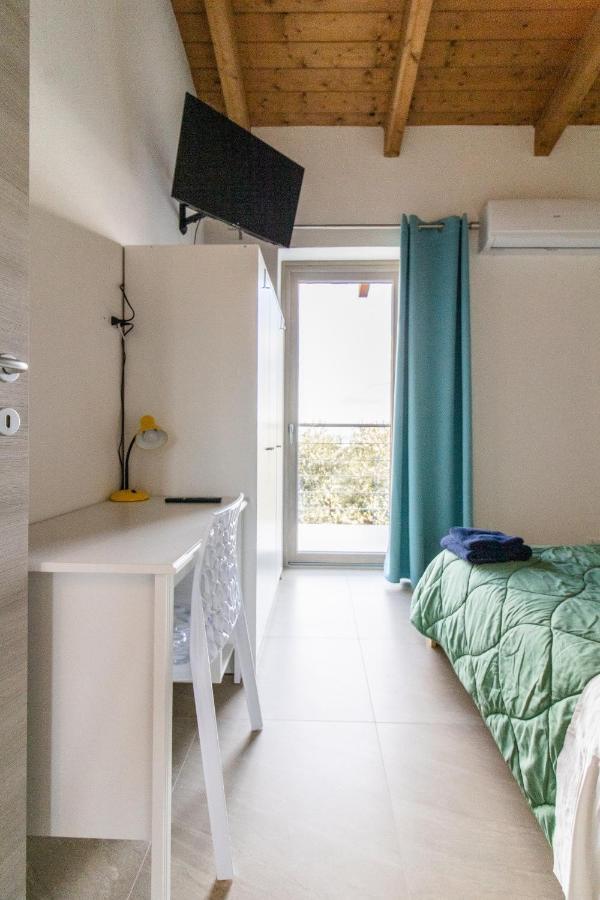 Domek Villa A 100Mt Dalla Spiaggia 卡波特拉 外观 照片