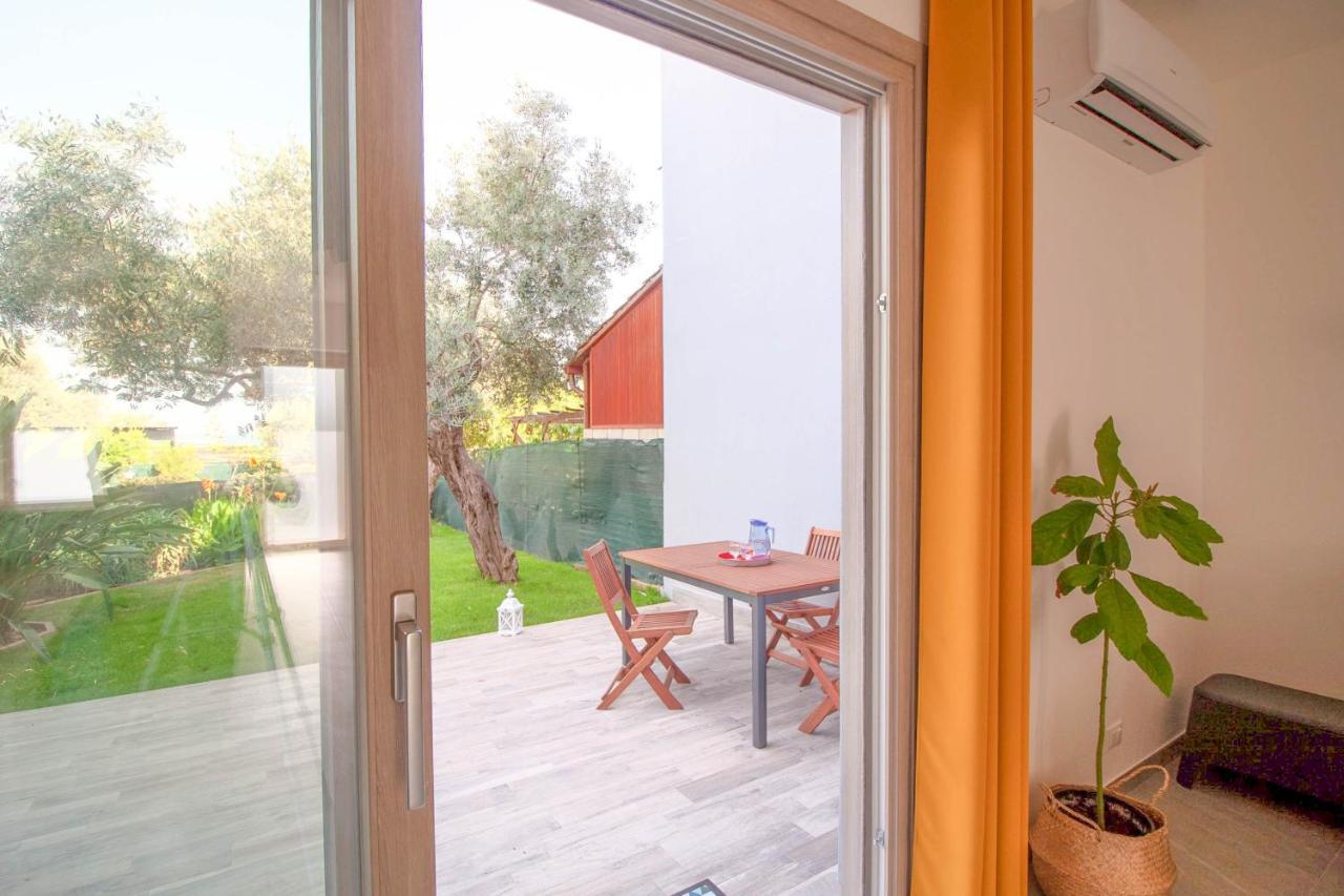 Domek Villa A 100Mt Dalla Spiaggia 卡波特拉 外观 照片